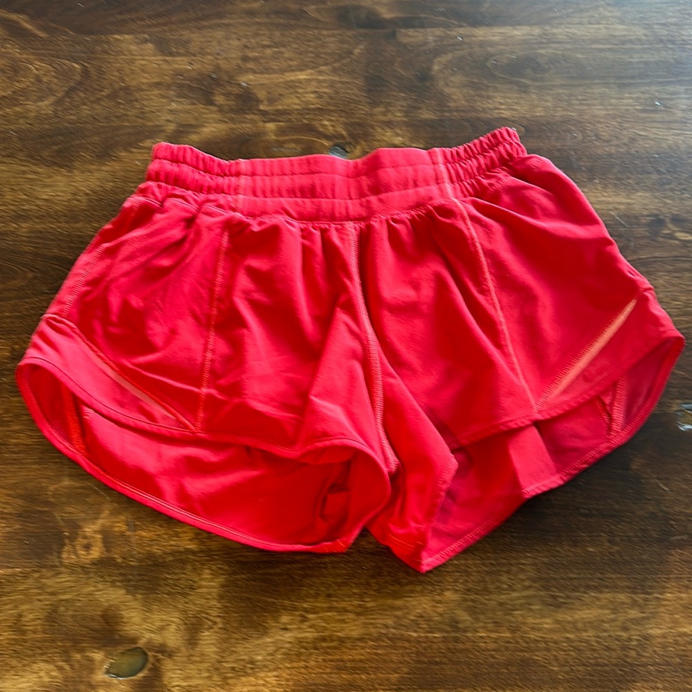 LULULEMON HOTTY HOT SHORTS